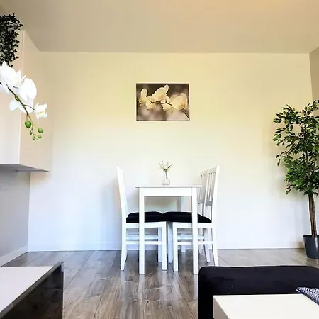Apartamento Modern Capital Downtown 2 Balcony